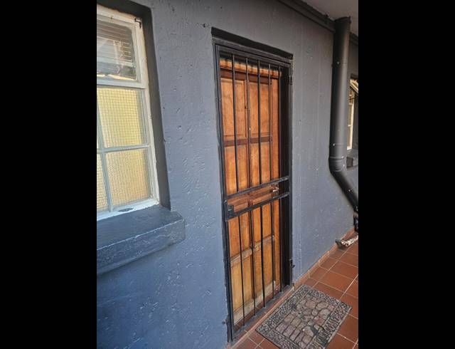 2 BEDROOM SECTIONAL TITLE FOR SALE IN RAVENSWOOD